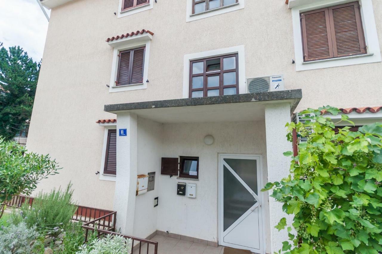 Apartment Glorija With Balcony 巴斯卡 外观 照片