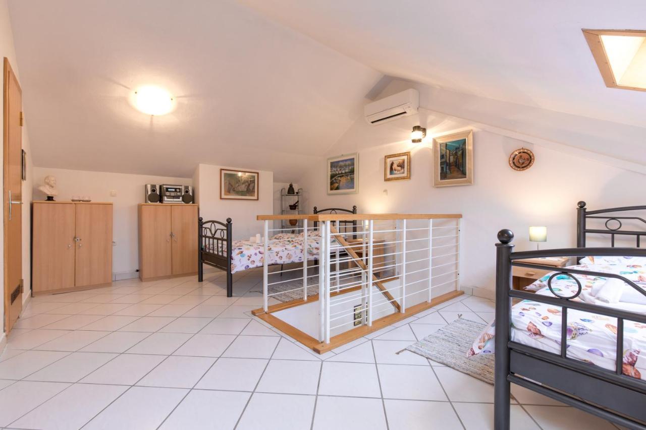 Apartment Glorija With Balcony 巴斯卡 外观 照片